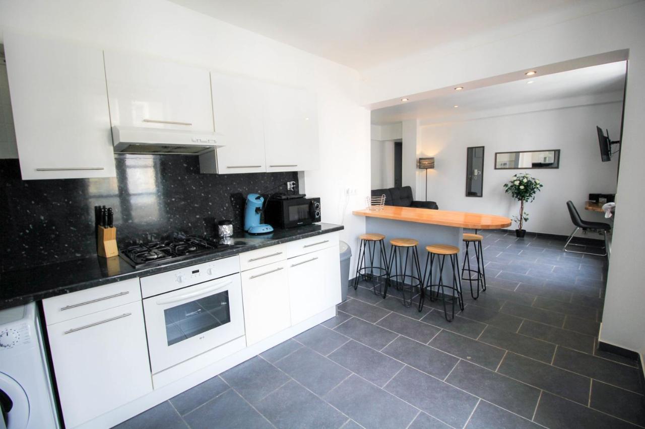 قرقشونه Appartement Calme Et Spacieux, Cite Et Ville A Pied, Wifi, 2 Chambres, 3 Lits المظهر الخارجي الصورة