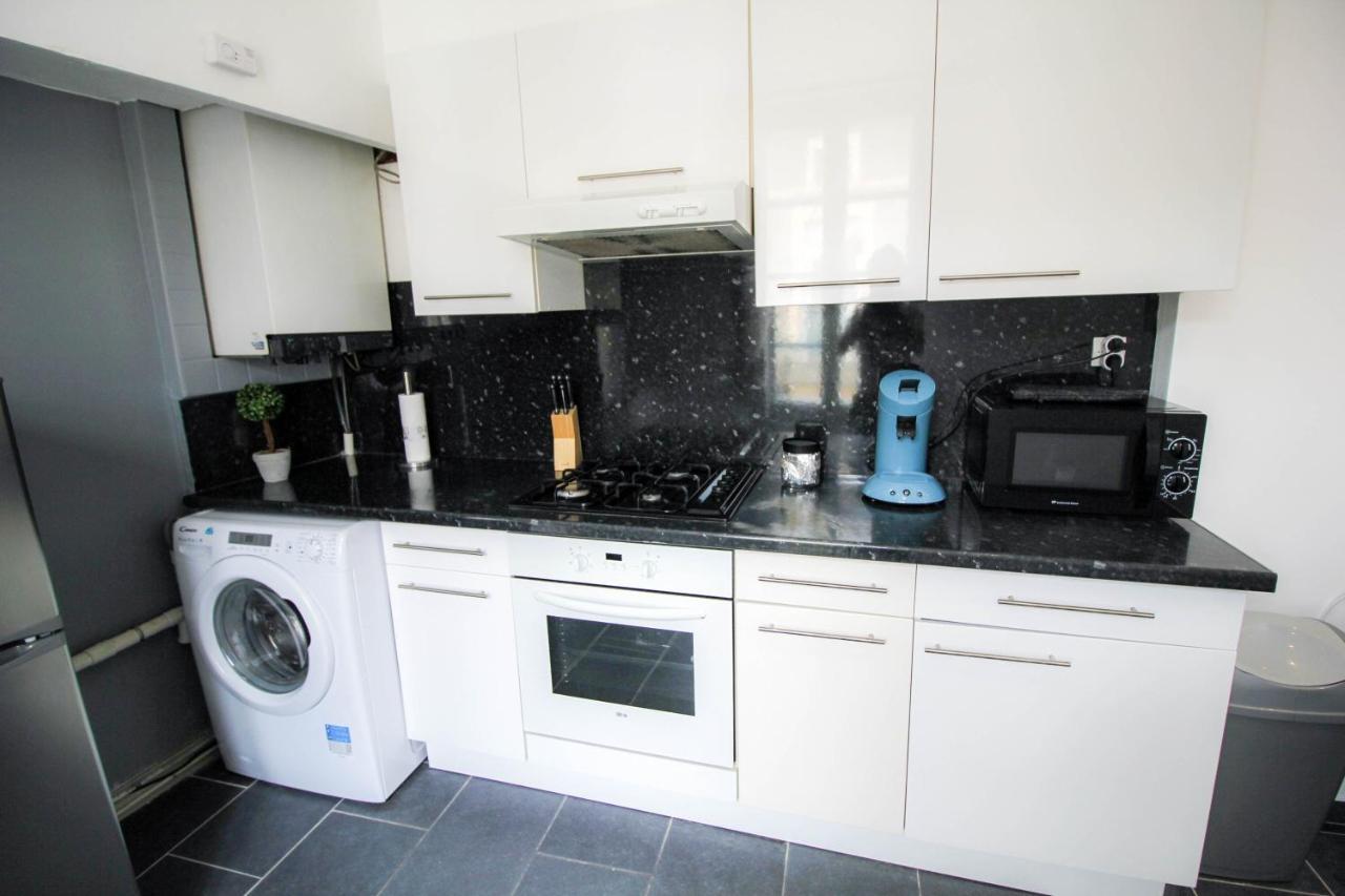 قرقشونه Appartement Calme Et Spacieux, Cite Et Ville A Pied, Wifi, 2 Chambres, 3 Lits المظهر الخارجي الصورة