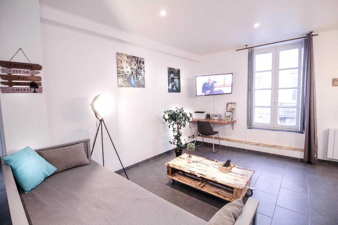 قرقشونه Appartement Calme Et Spacieux, Cite Et Ville A Pied, Wifi, 2 Chambres, 3 Lits المظهر الخارجي الصورة