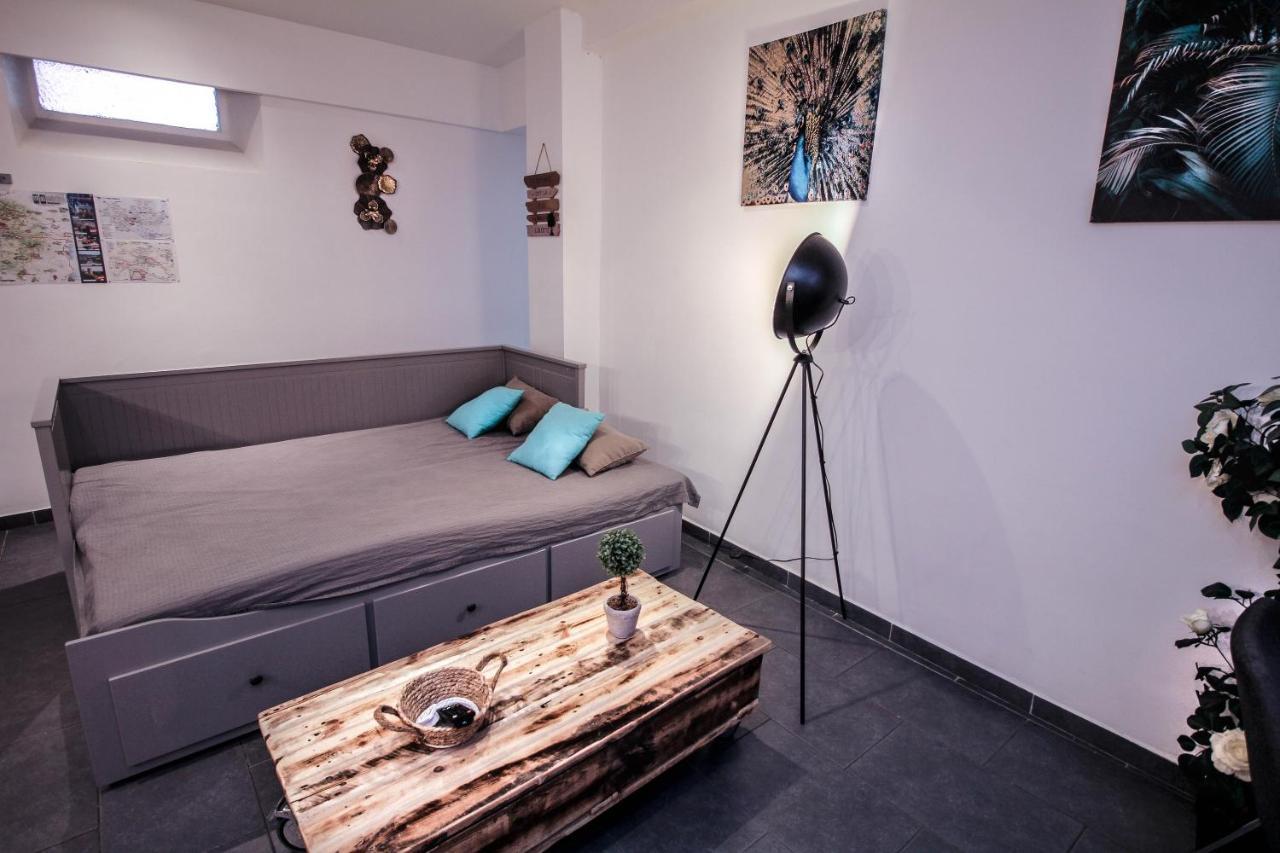 قرقشونه Appartement Calme Et Spacieux, Cite Et Ville A Pied, Wifi, 2 Chambres, 3 Lits المظهر الخارجي الصورة
